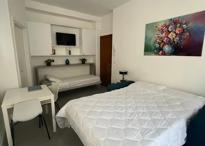 Bright Loft Near San Siro And Citylife Shopping District *